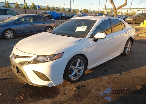 2018 Toyota Camry Se from USA, damaged, VIN 4T1B11HK0JU657646
